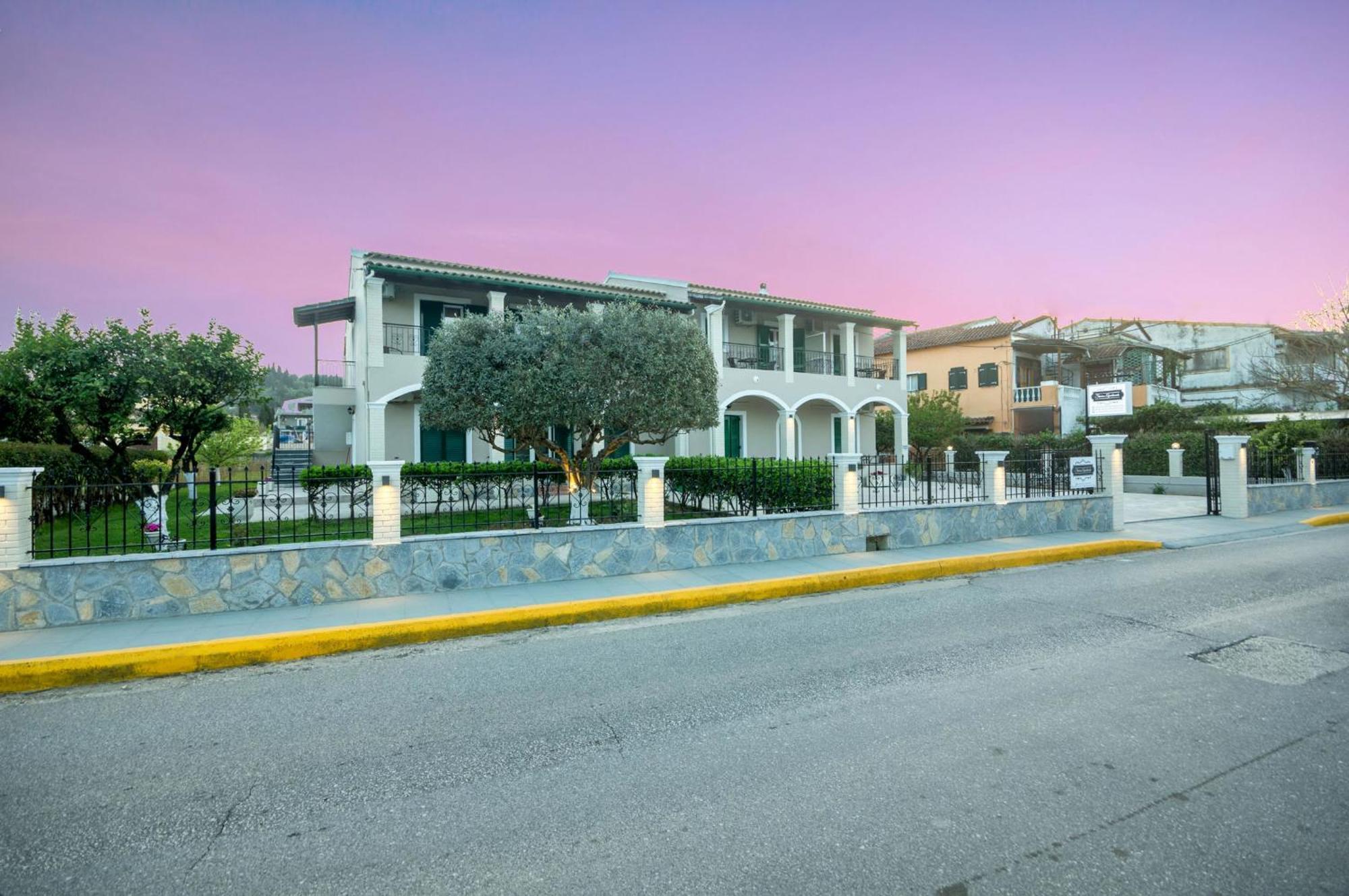 Stavros Apartments Kontokali Next To Gouvia Marina 외부 사진